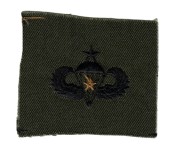 useb5s.jpg (1965 bytes)